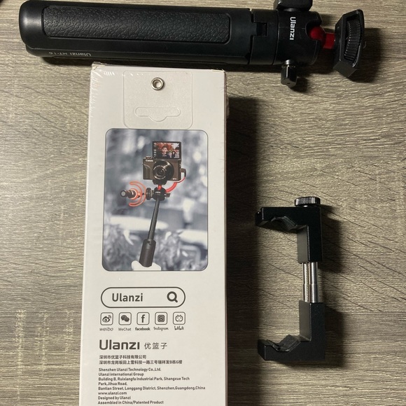Ulanzi Vlog Photo Tripod Sticker - Picture 3 of 14
